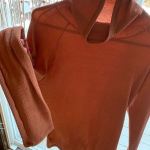 Past season ribbed turtleneck orange pastel